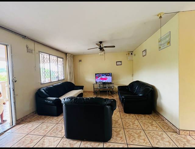 3 BEDROOM SEMI DETACHED FOR SALE IN NEWLANDS EAST
